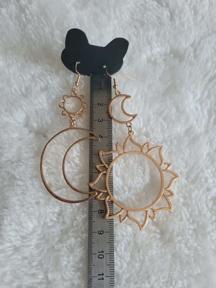 Boucles d oreilles asymetriques soleil - photo numéro 3