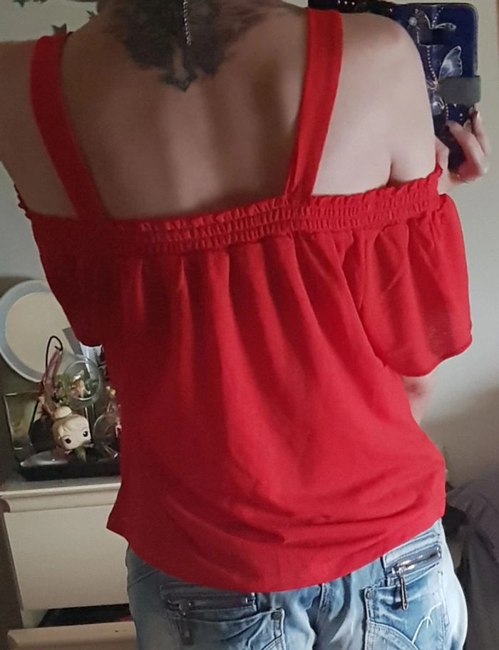 Tricot rouge taille 38 - photo numéro 4