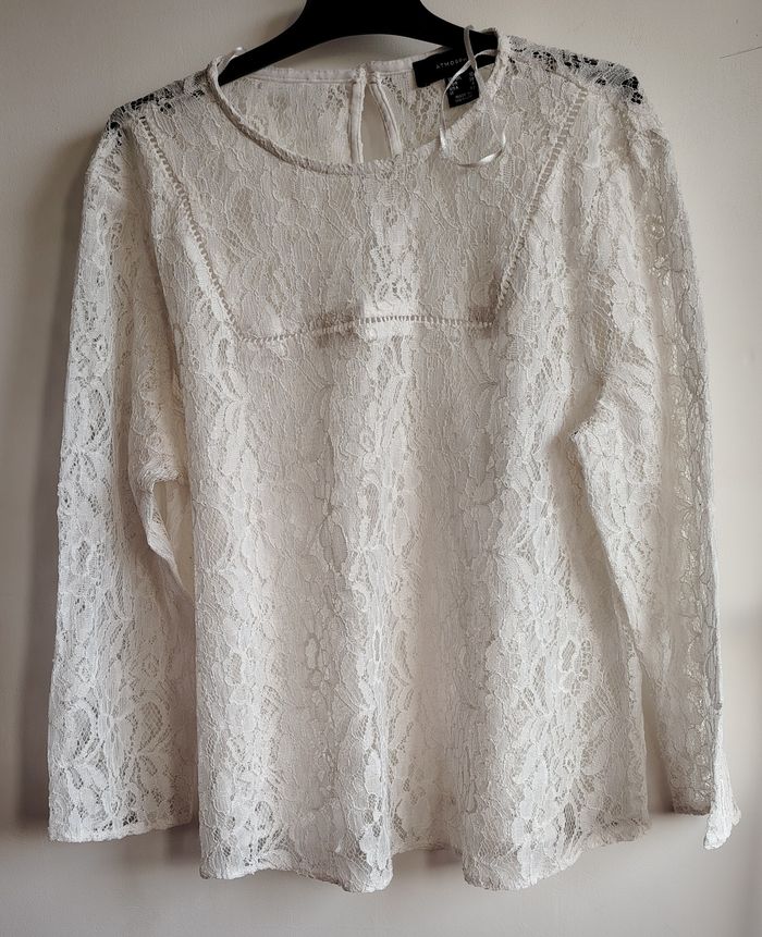 Blouse en dentelle blanche – Atmosphere – Taille 38