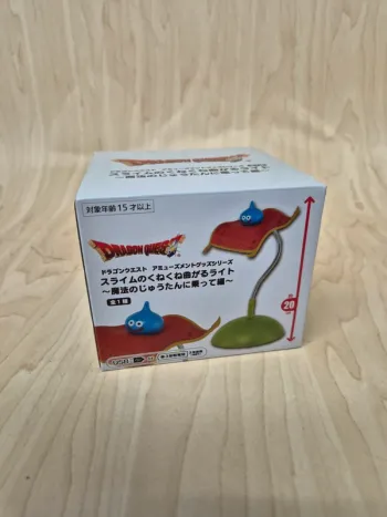 Figurine lumineuse Dragon Quest Slime tapis volant