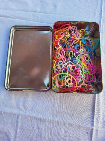 Boîtes de bracelet élastique