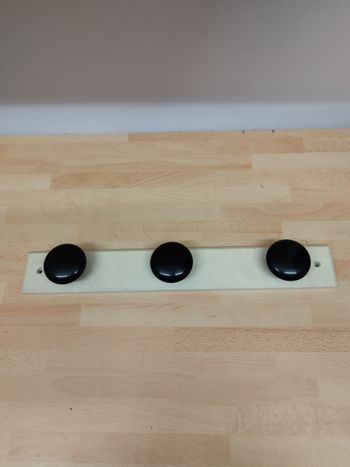 Porte-manteau en bois 3 patères longueur 42 cm