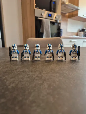 Figurines lego 6 clones troopers de la 501ème star wars