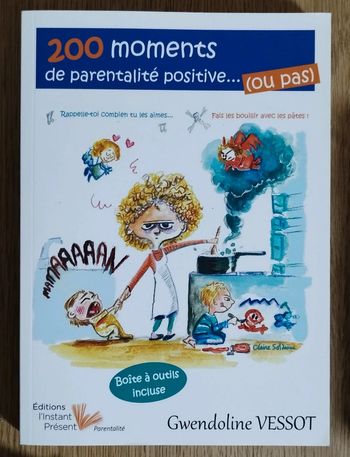 Livre 200 moments de parentalité positive