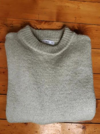 Pull en laine vert amande taille XS