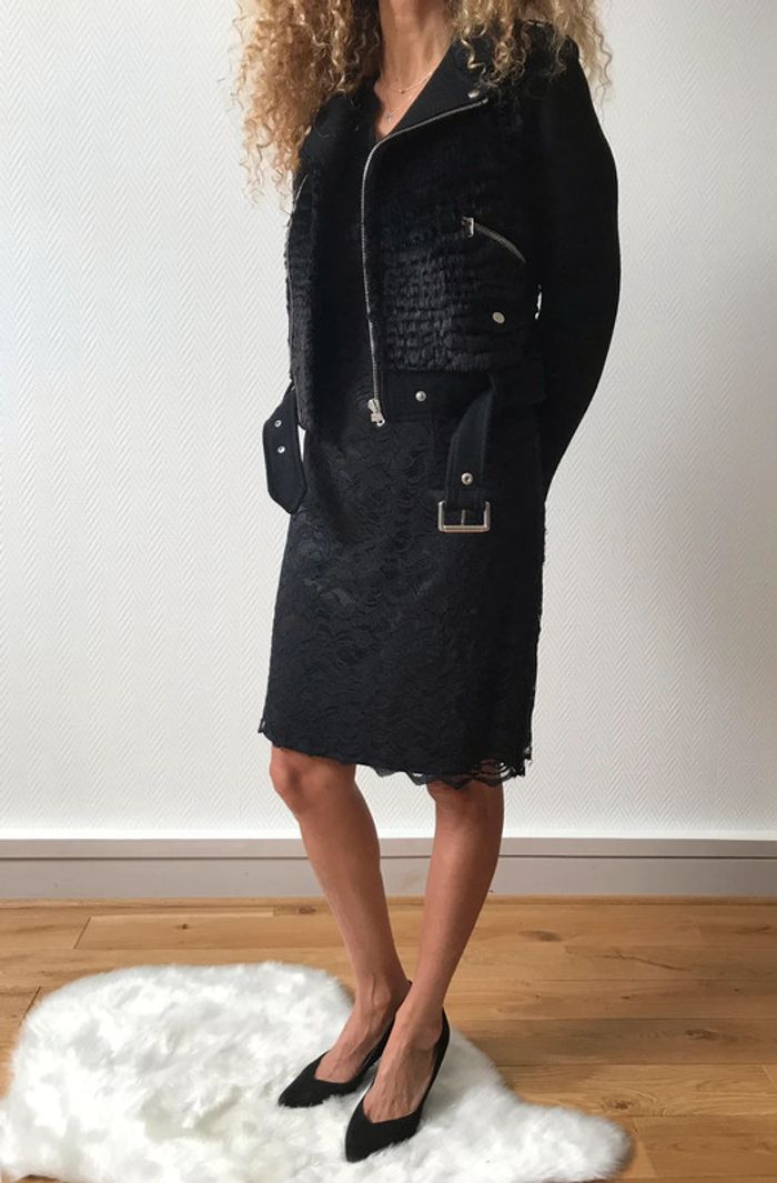 Robe en dentelle noir signé Manoukian - photo numéro 3