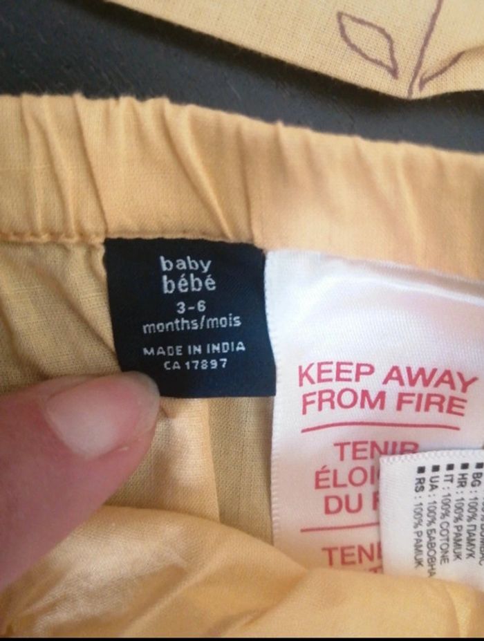 Robe Baby Gap 3/6 mois - photo numéro 4