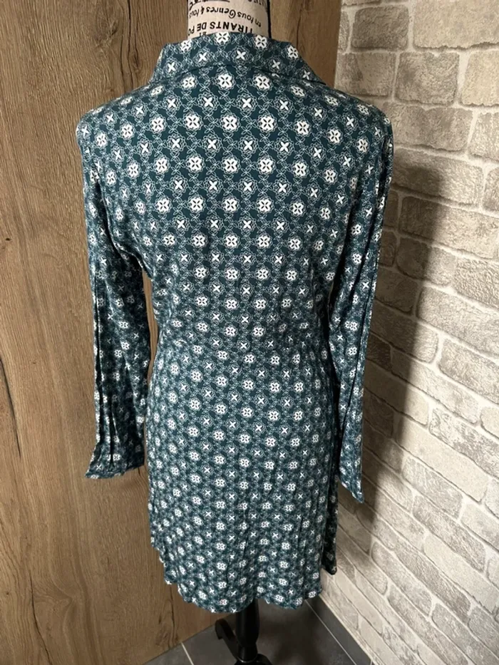Robe casual avec étiquette taille 38 - photo numéro 5