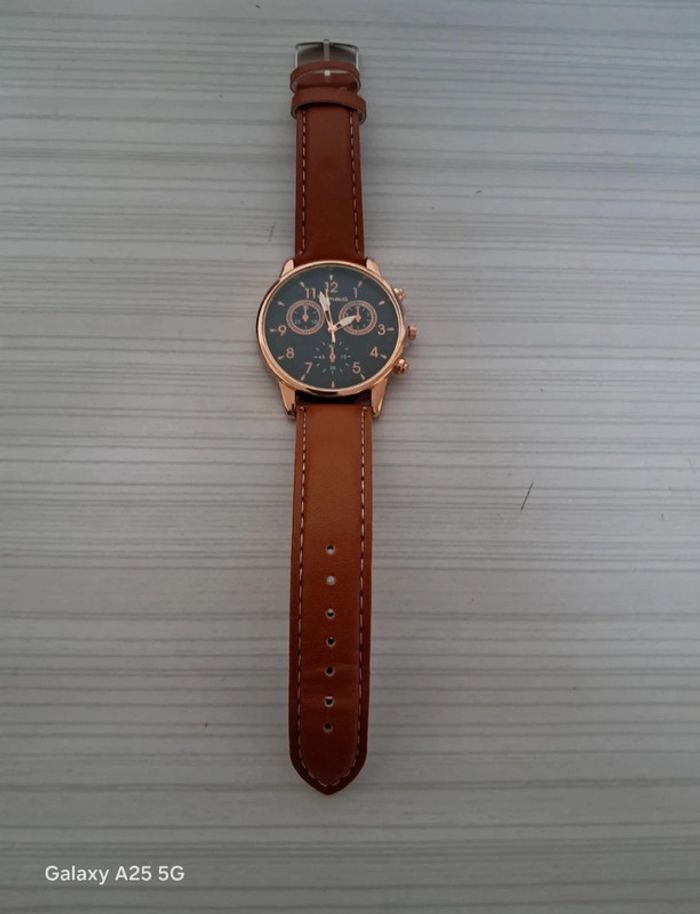 Montre homme - photo numéro 2