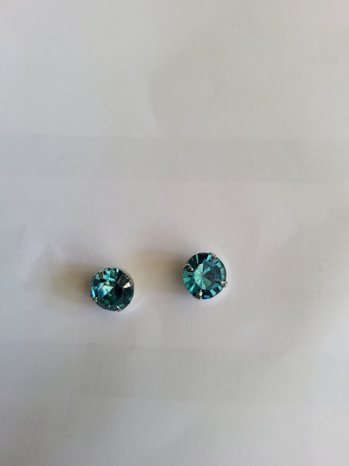 Boucles d'oreilles bleues - photo numéro 2