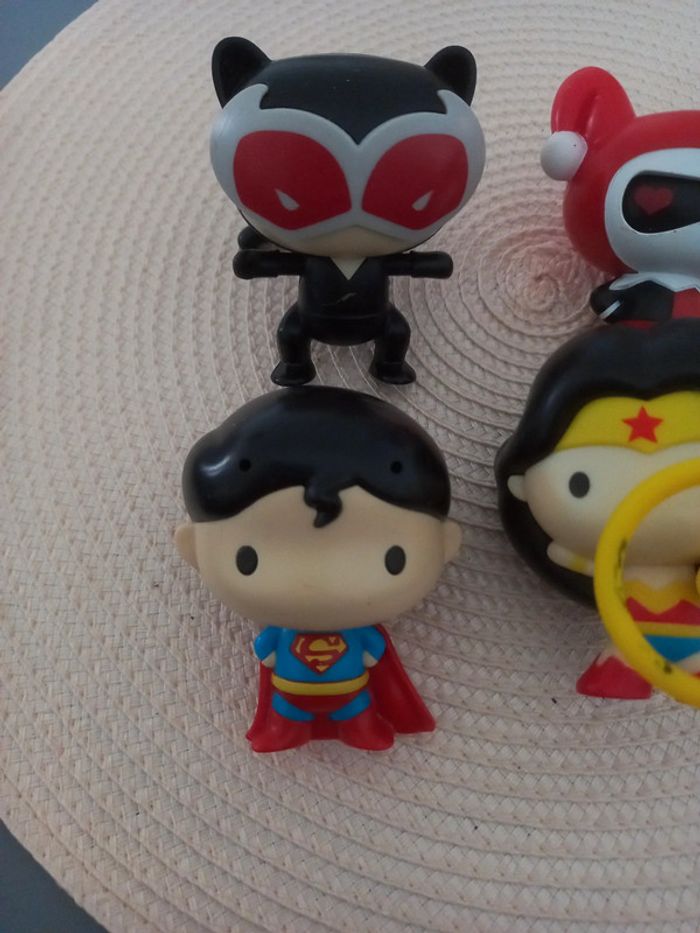 Lot de 4 figurines marvel - photo numéro 2