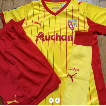 Kit football taille 10 ans modèle RC Lens 2026 domicile