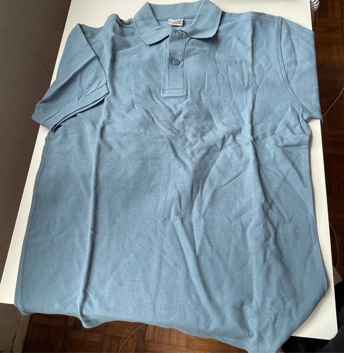 2 polos neuf bleu et blanc taille S/M jerzees - photo numéro 2