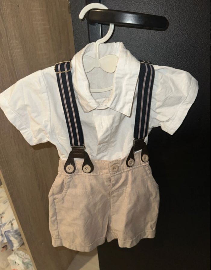 Costume bébé