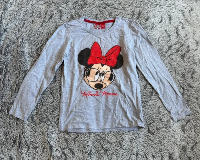 Teeshirt Diney Minnie - taille 7 / 8 ans