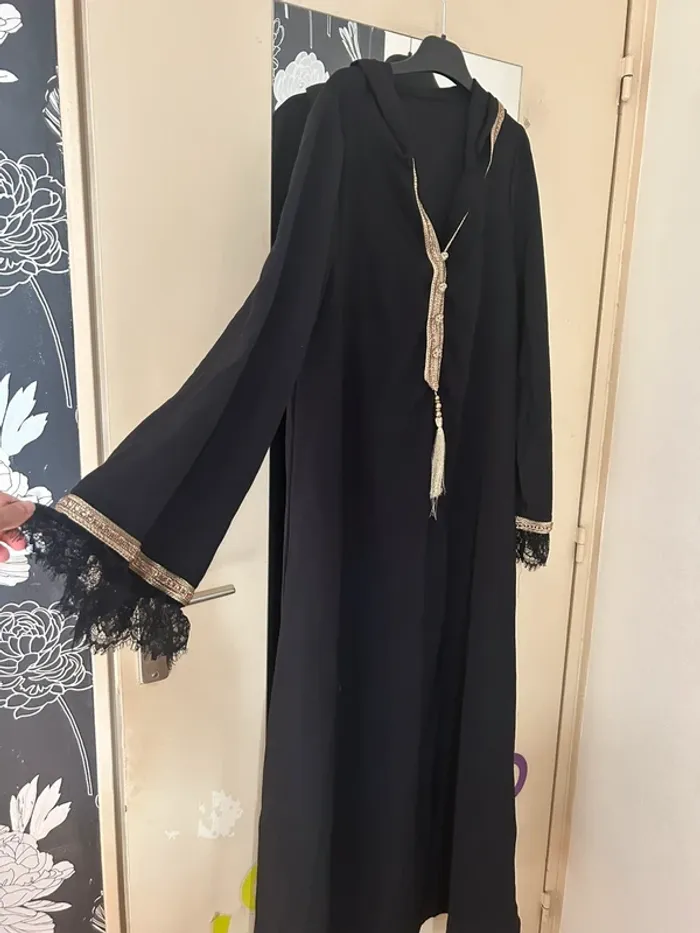 Robe capuche longue djelaba