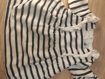 Lot vêtements bébé taille 6 mois