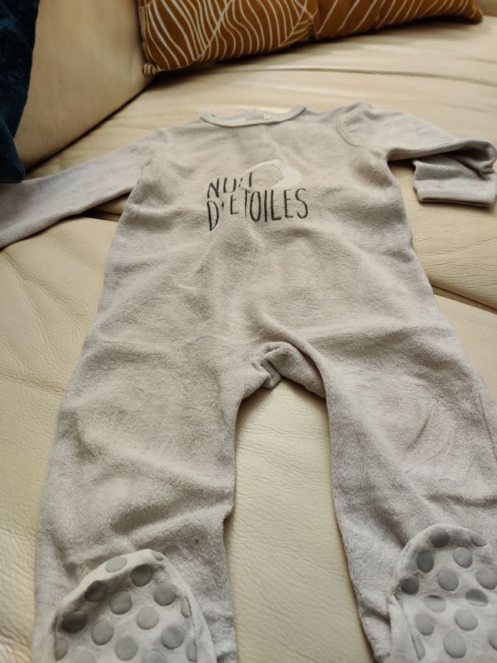 Lot de pyjamas - photo numéro 5