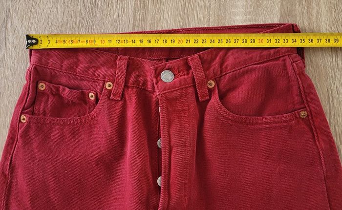 Jean Levi's 501 femme vintage 90's Made in USA bordeaux rare Taille 34 - photo numéro 9