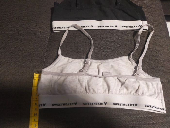 Brassières x 2 fille 11/12 ans Zeeman. - photo numéro 9