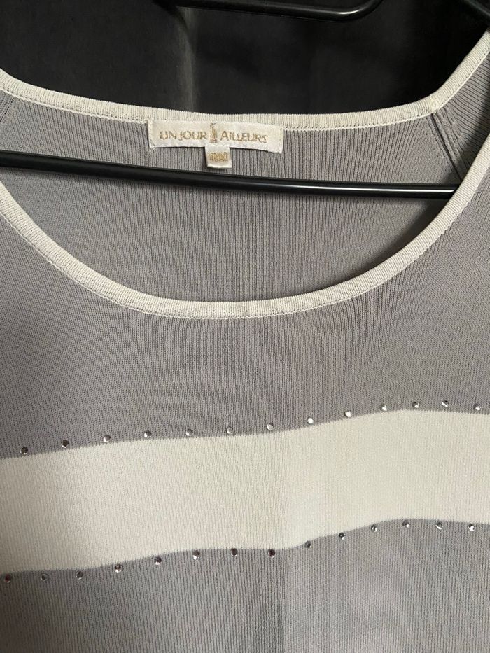 T shirt rayé avec strass - photo numéro 2