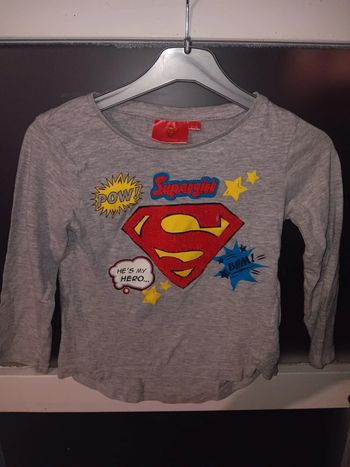 T-shirt supergirl 6 ans