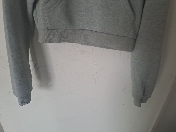 Sweat court gris Shein Taille S - photo numéro 3