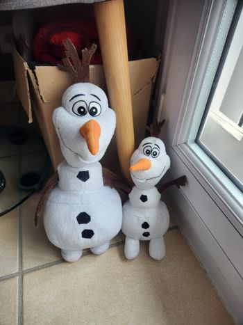 Lot peluches Olaf