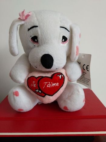 Peluche "je t'aime " neuve