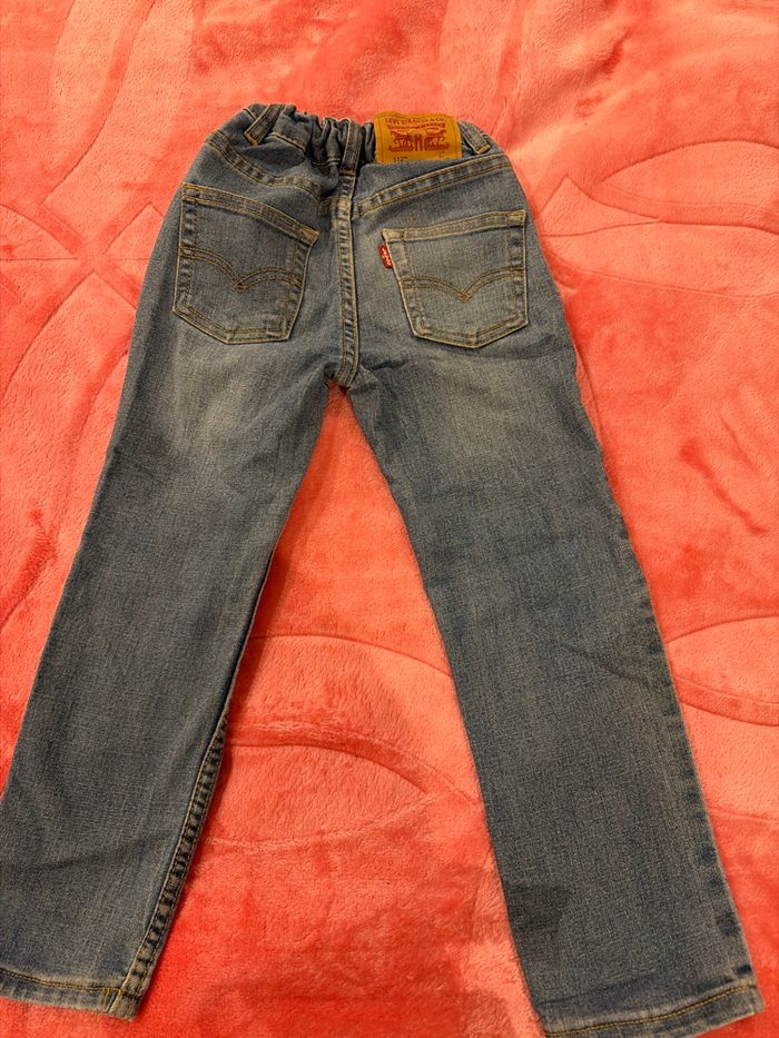 Jean levis taille 3 ans - photo numéro 7
