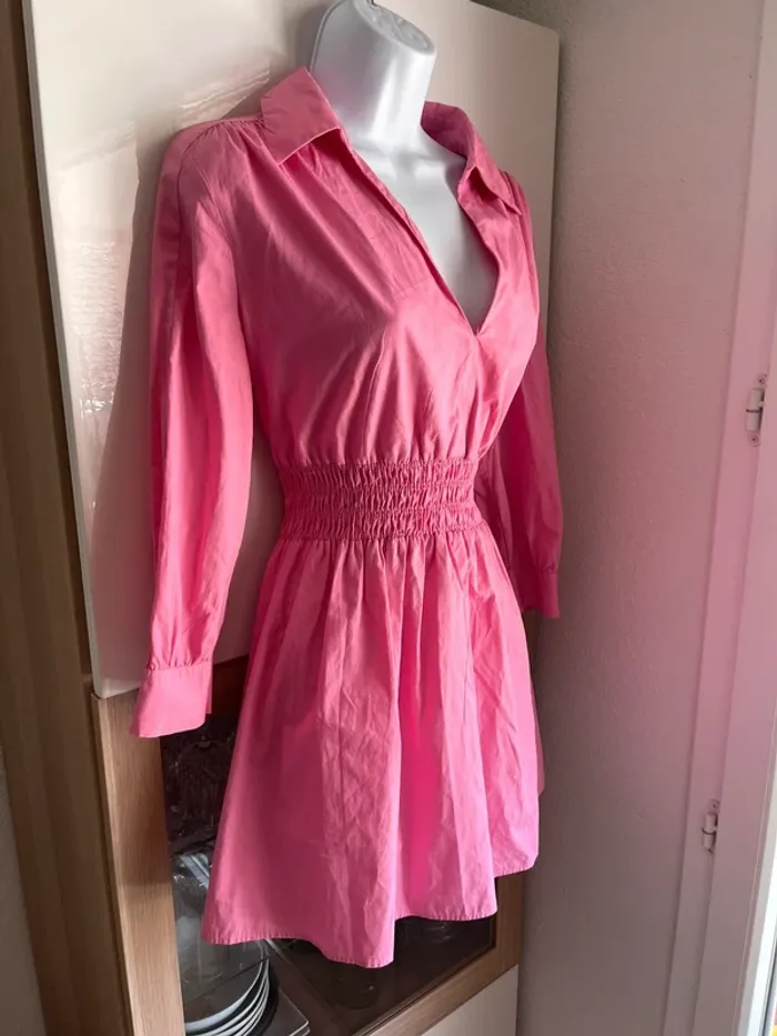Robe matière chemise rose fushia taille m