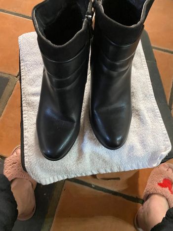 Bottines à talons noir taille 40