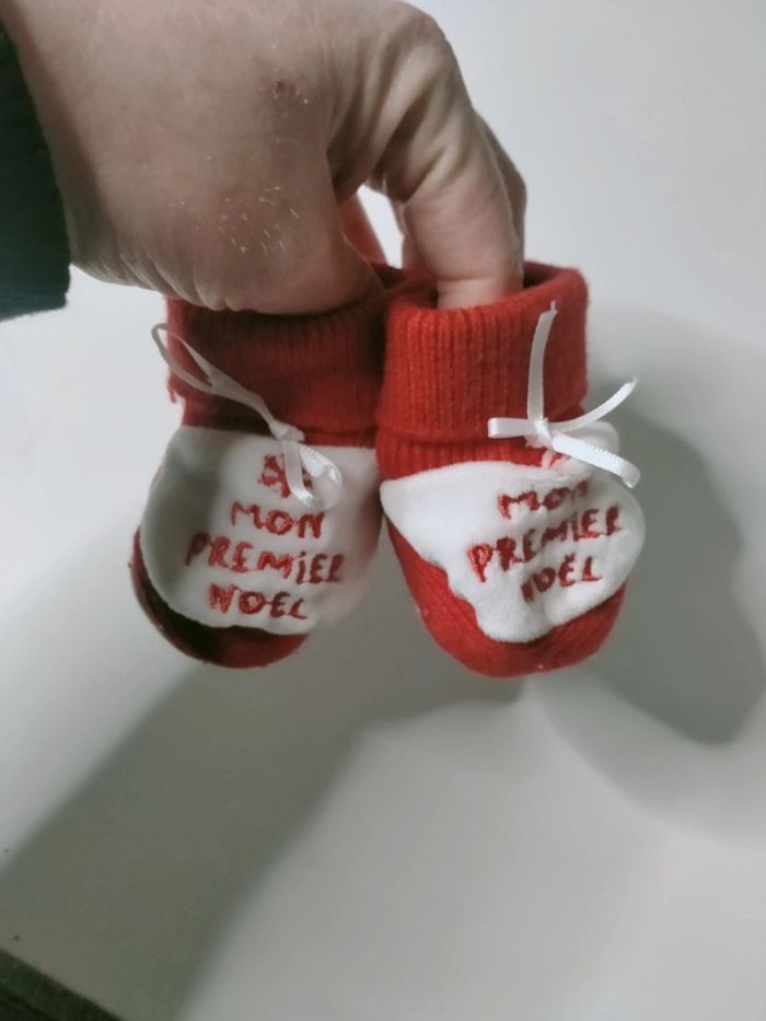 Chaussons Bébé "Mon Premier Noël" - photo numéro 2