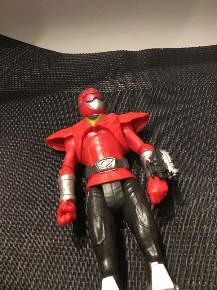 Power Rangers Beast morphers figurine articulée 15cm ranger rouge Hasbro 2019 - photo numéro 5