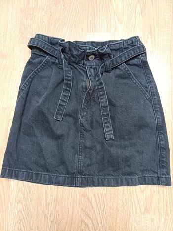 Jupe en jean noire taille haute