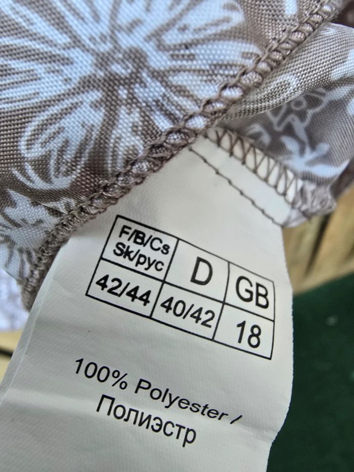 Tunique neuve 🍒Blanche porte🍒taille 42/44 - photo numéro 6