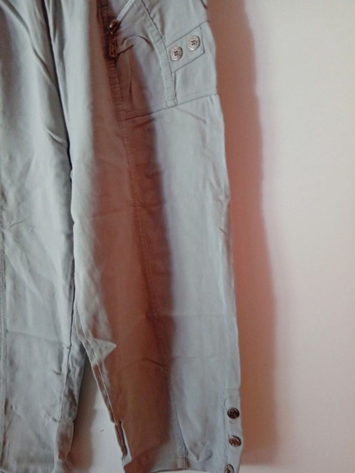 Pantacourt gris. TBE. Taille XXL. - photo numéro 3
