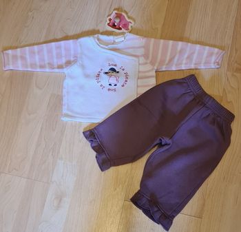 Pantalon et pull 6 mois tbe