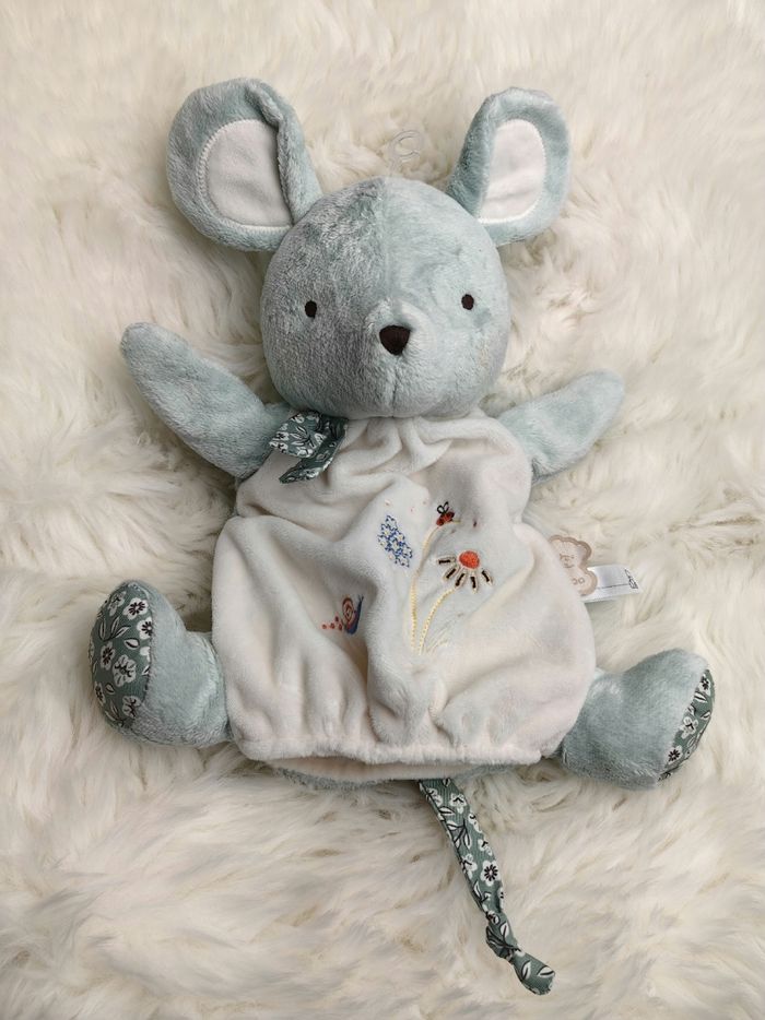 Doudou peluche marionnette souris verte Kaloo K210003