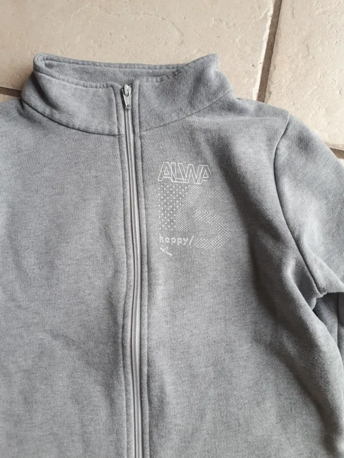 Veste de jogging - photo numéro 2