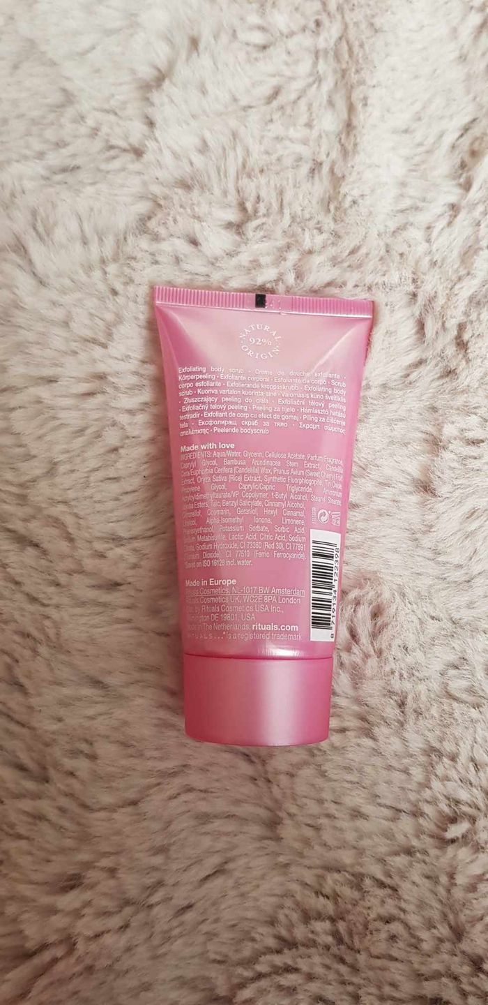Crème gommage corporel nacré Rituals - photo numéro 2