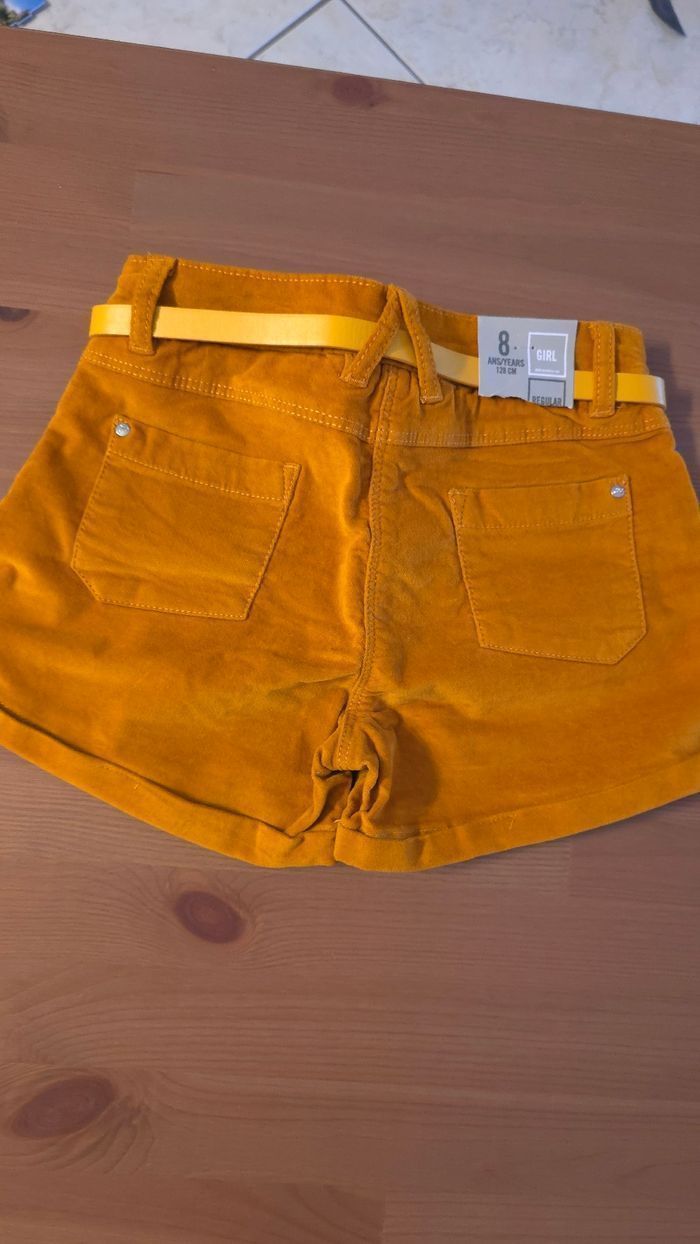 Neufs (non portés)🥰😍SUPERBE ensemble teeshirt ml et short velours 8 ans fille 🥰😍 - photo numéro 7