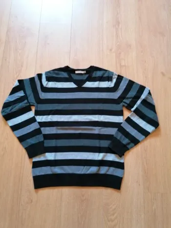 Pull col v rayé M