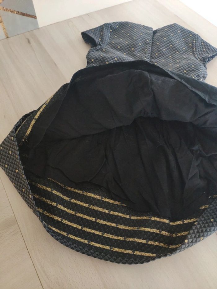Superbe robe habillée grise coeurs dorée 3 ans 36 mois avec noeud - photo numéro 5