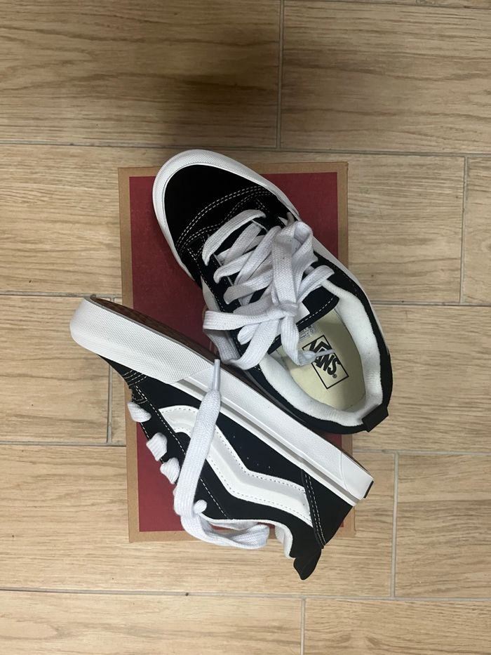 Vans Knu Skool B/w Unisex - photo numéro 6