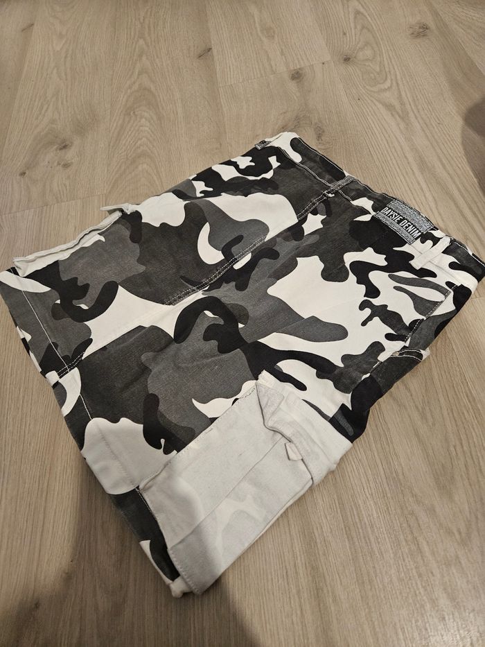 Jupe militaire - photo numéro 2
