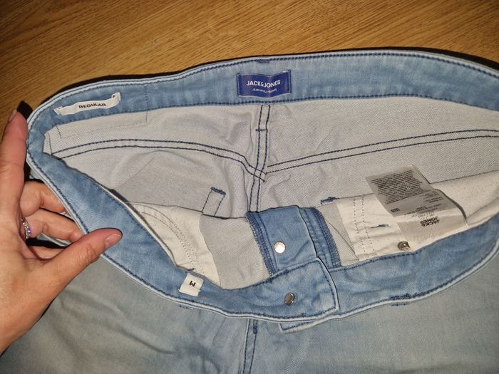 Short en jean jack&jones taille M - photo numéro 2