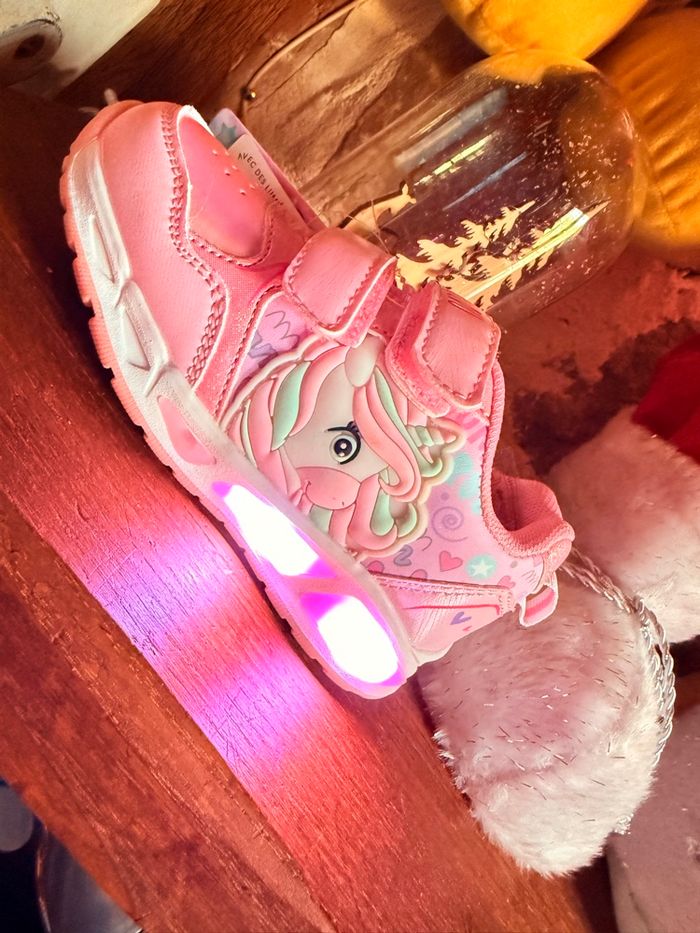 Licorne lumière 💡 - photo numéro 3