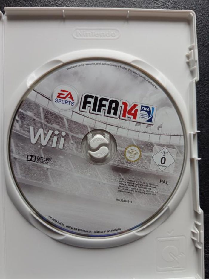Nintendo - Wii - Fifa 14 - photo numéro 5