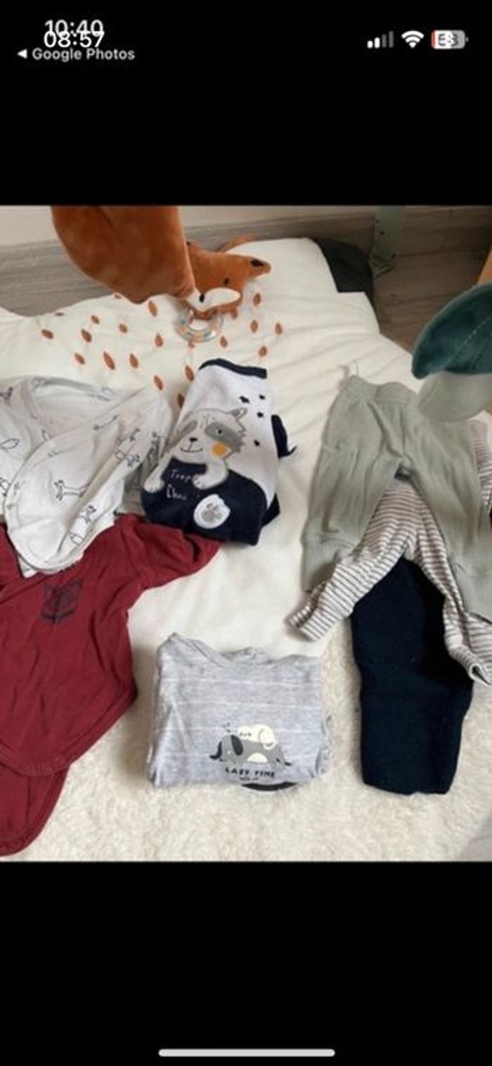 Lot vêtements 1 mois - photo numéro 2